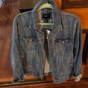 Forever 21 Men’s Denim Jacket NWT
